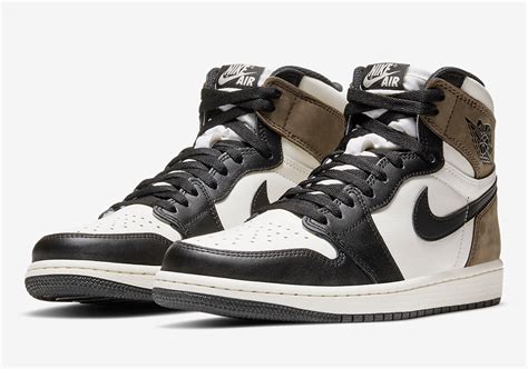 jordan 1 high dark mocha shoes.